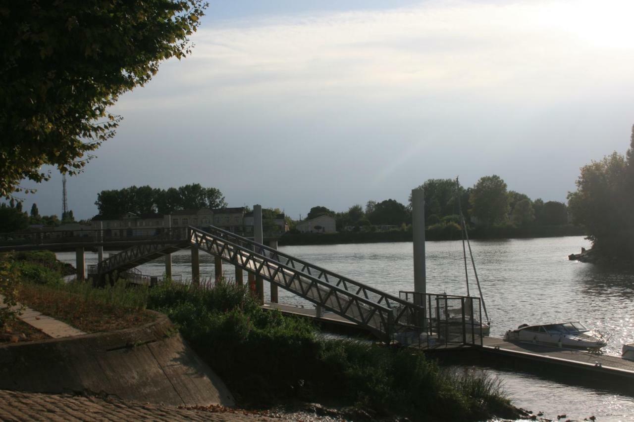 Вилла Quai Souchet Либурн Экстерьер фото